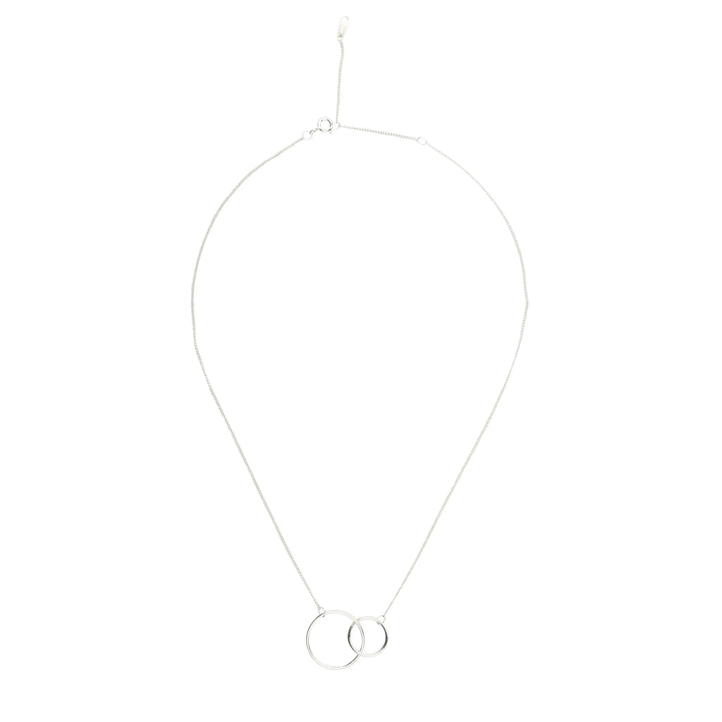 Two Circle Interlocking Pendant Necklace-3
