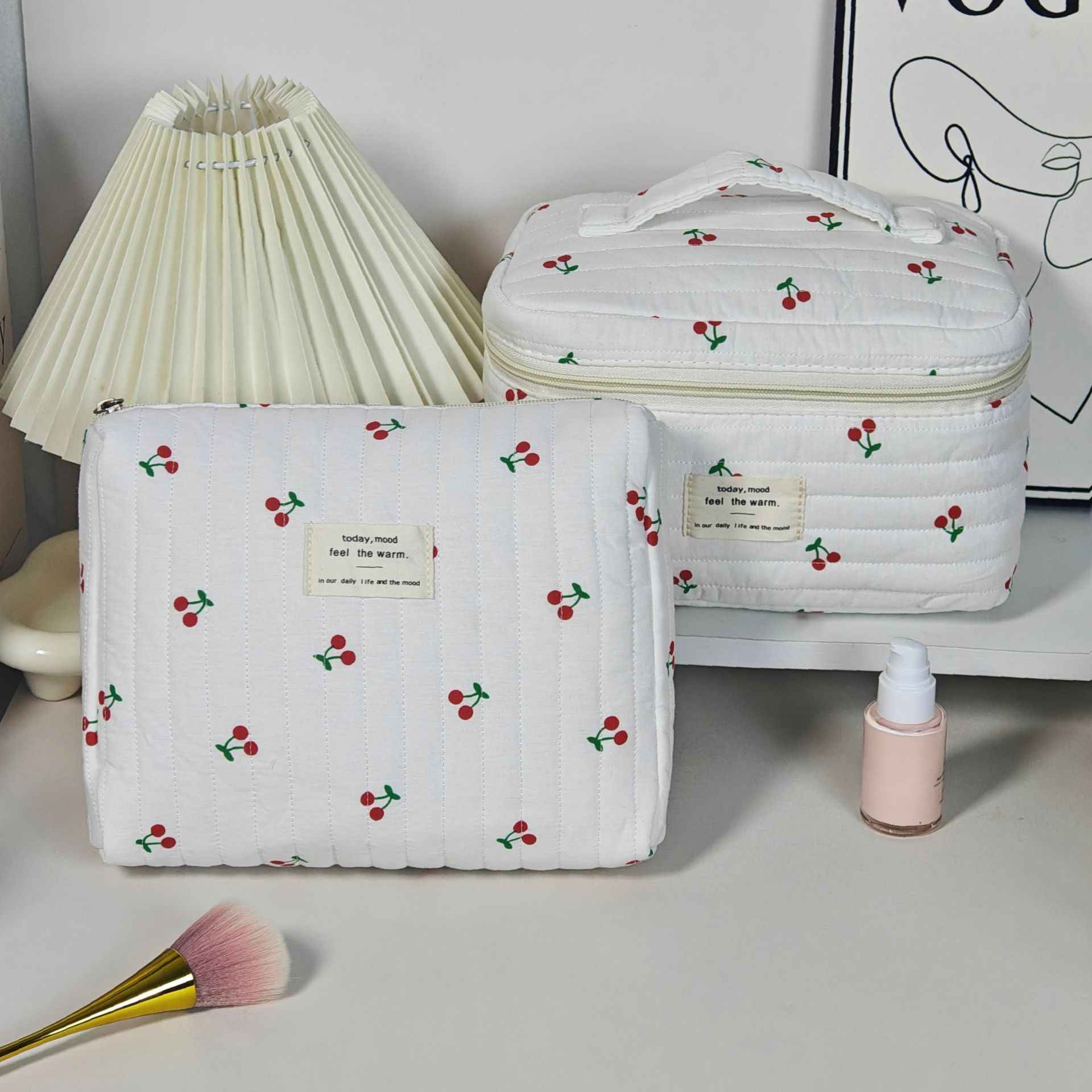 Makeup Women's Large-Capacity Portable Storage Bag