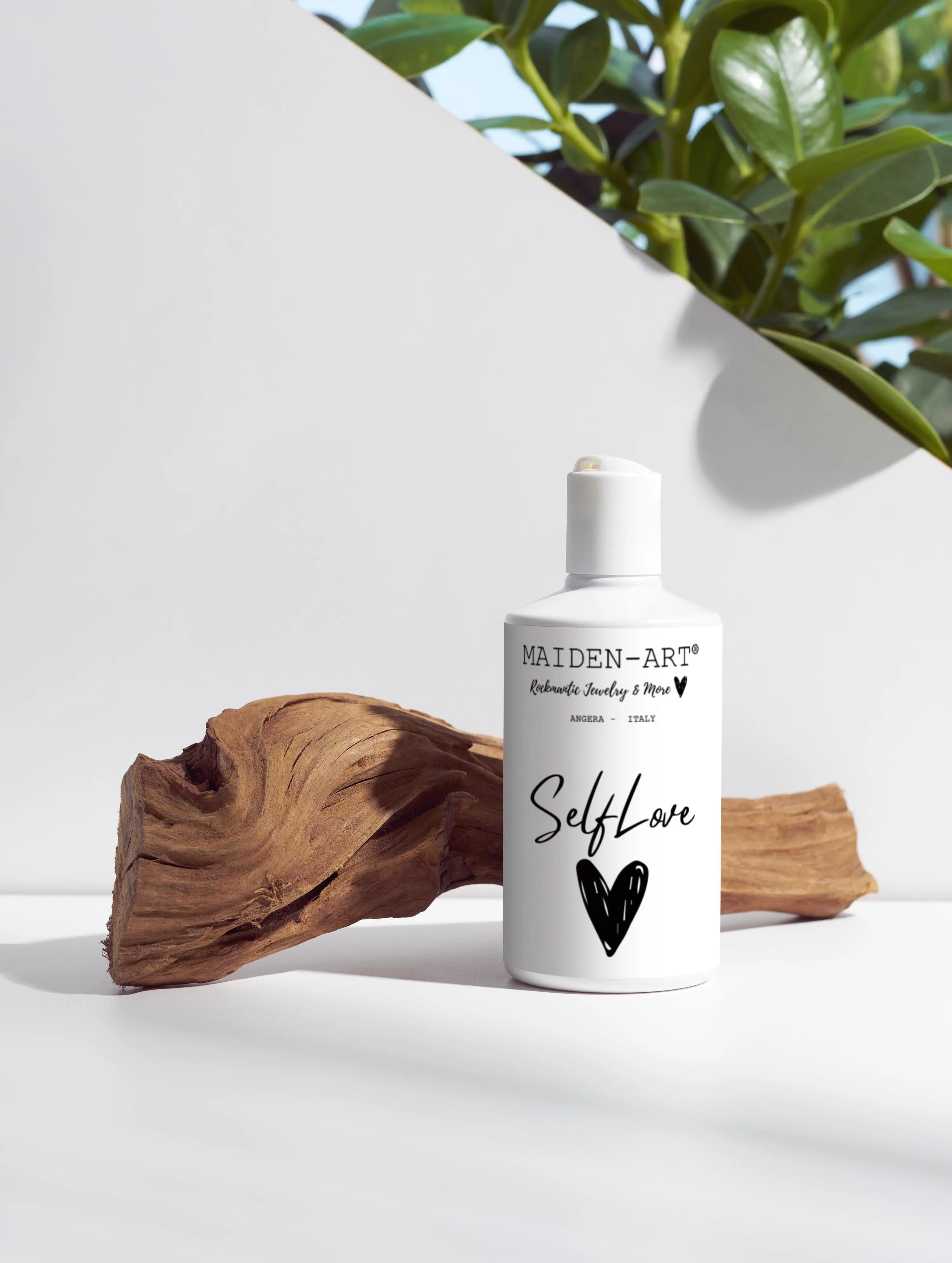 Nourish Shampoo Mindful Hair Care Nourish and Volumize Shampoo-4